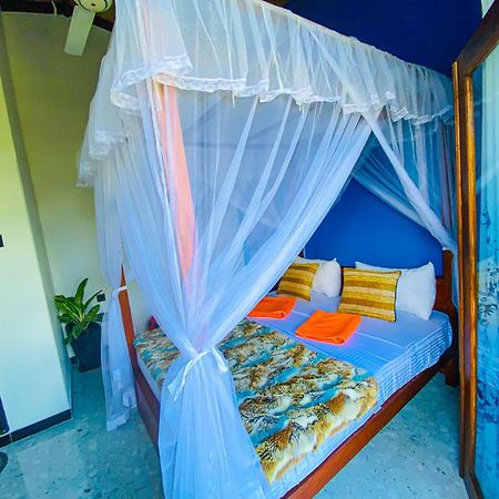 Dew Ashi Homestay Сигирия Экстерьер фото