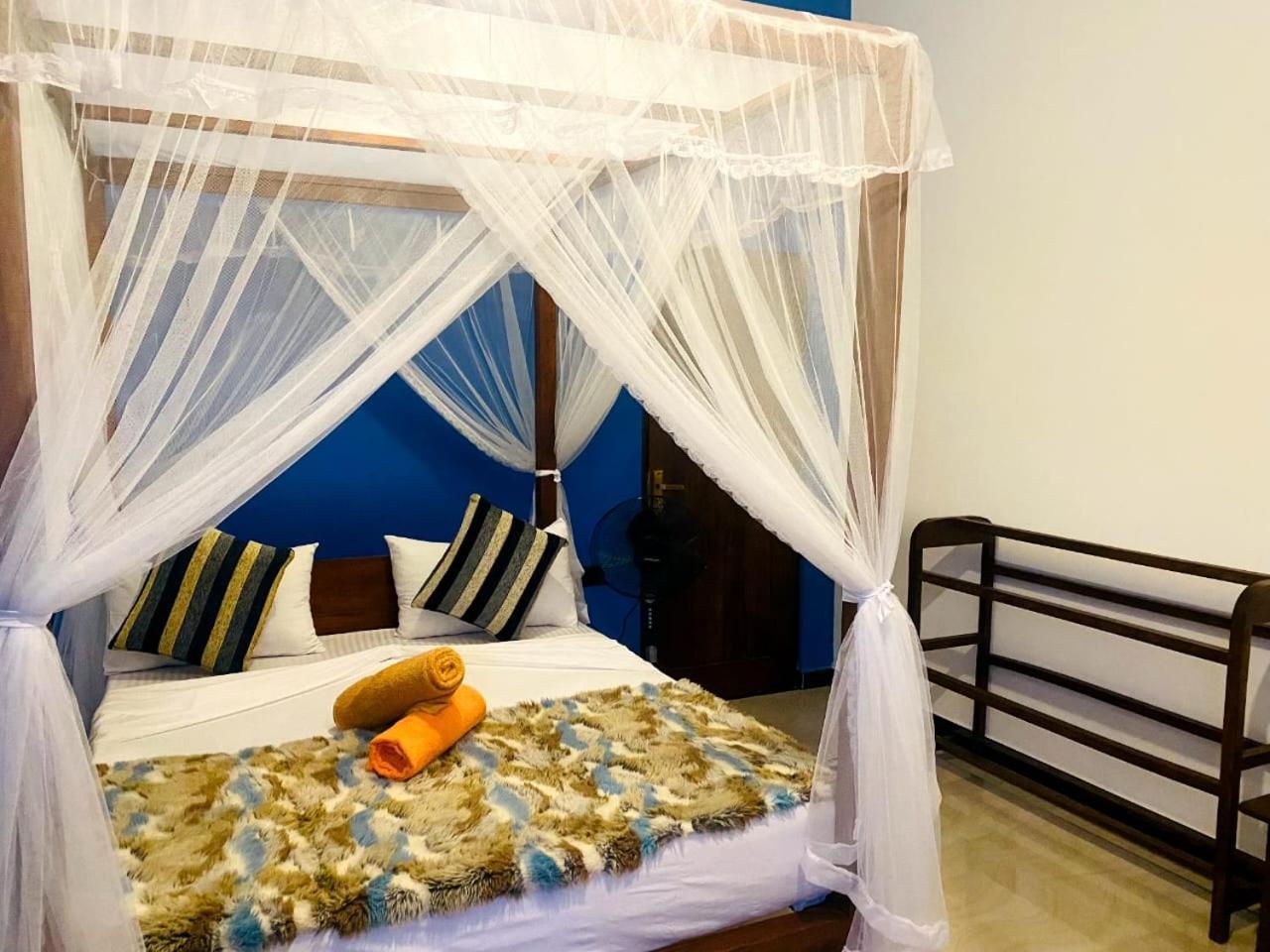 Dew Ashi Homestay Сигирия Экстерьер фото