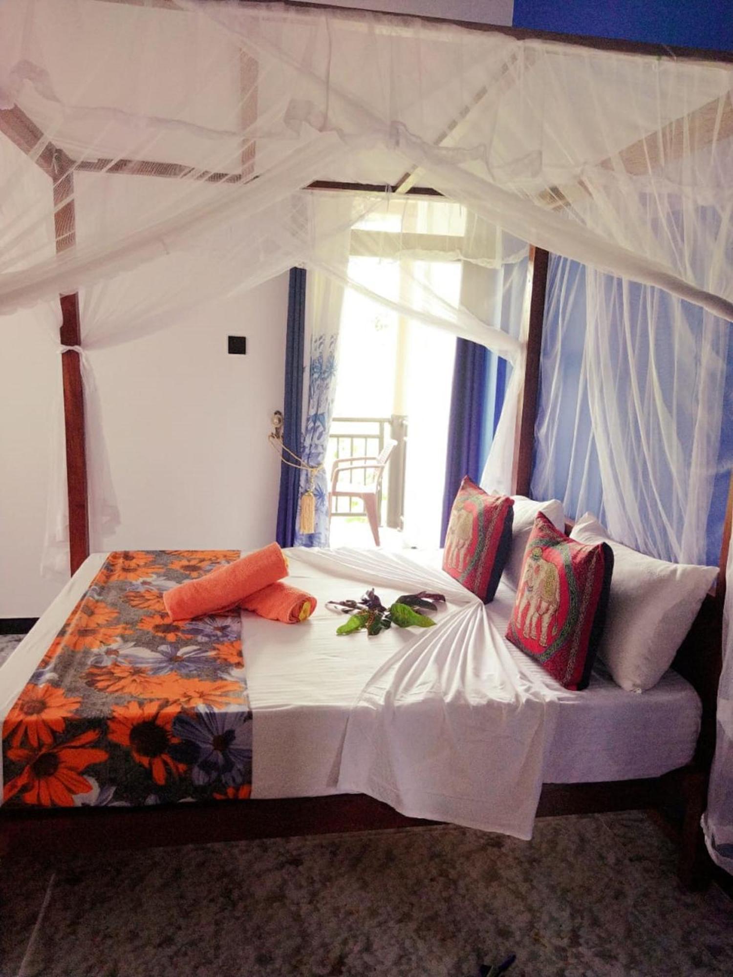 Dew Ashi Homestay Сигирия Экстерьер фото