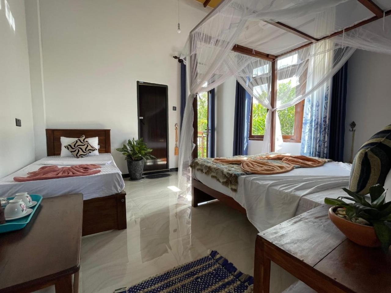Dew Ashi Homestay Сигирия Экстерьер фото